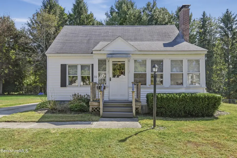 20 Delaware Ave, Pittsfield, MA 01201 - #3