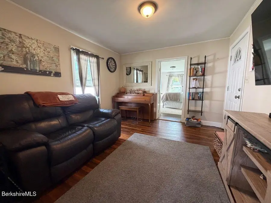 30 Lucille St, Pittsfield, MA 01201 - #2