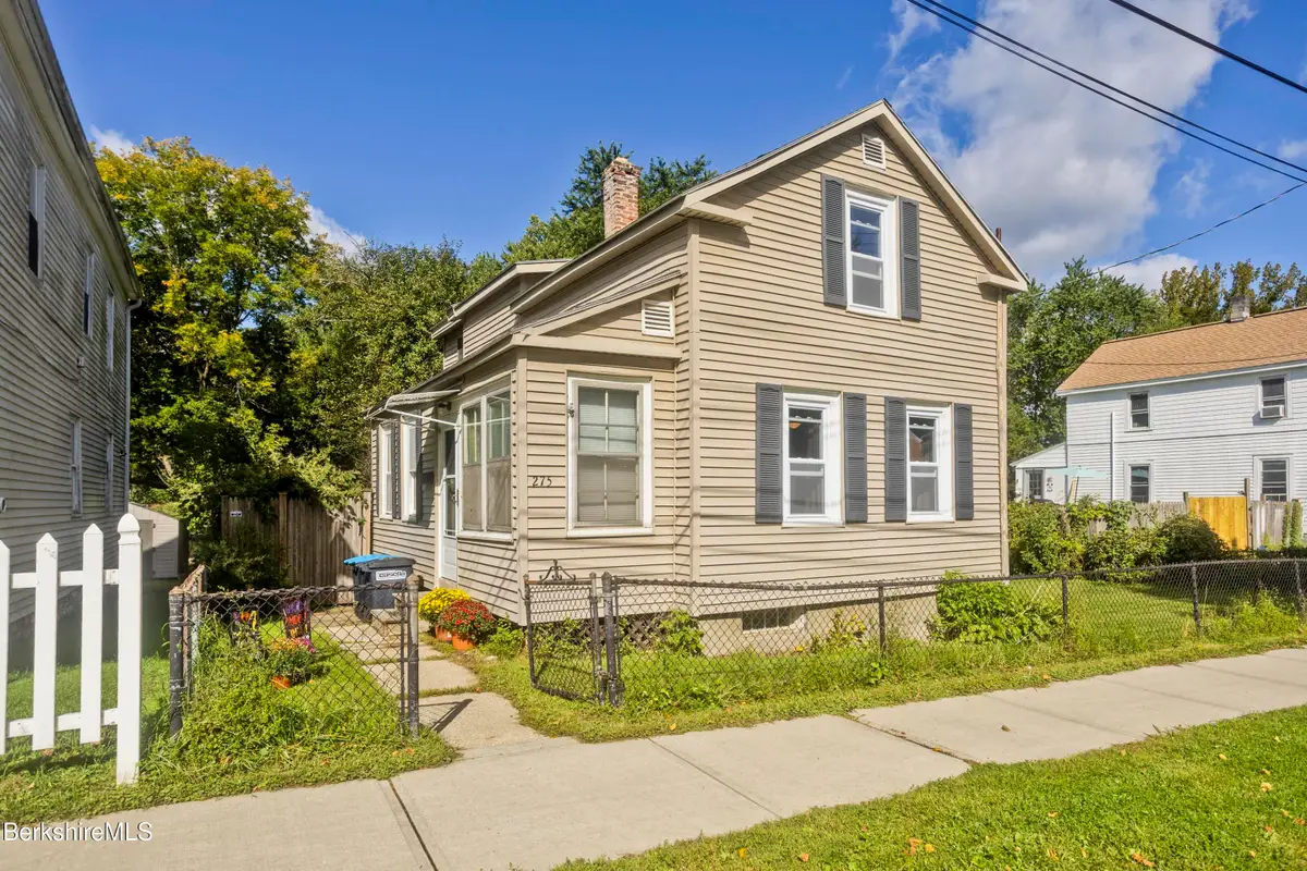 275 Dewey Ave, Pittsfield, MA 01201 - #1