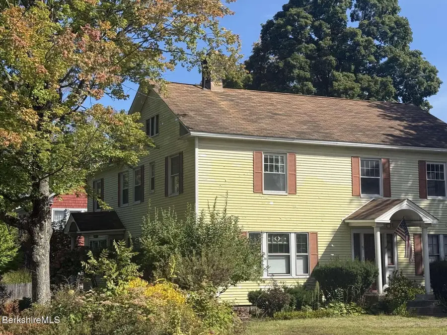 75 Pomeroy Ave, Pittsfield, MA 01201 - #2