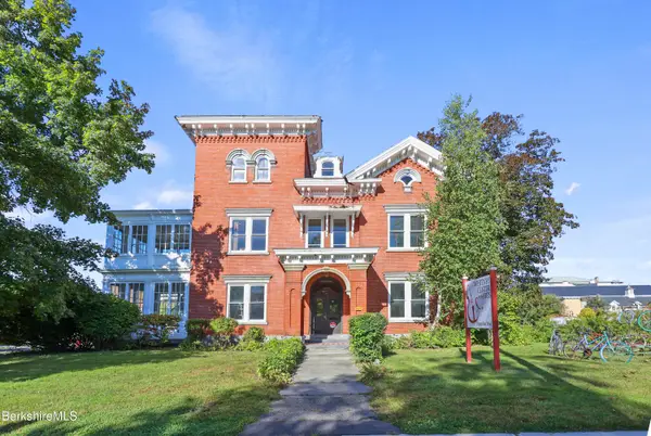42 Wendell Ave, Pittsfield, MA 01201
