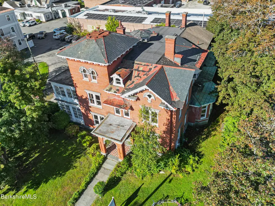 42 Wendell Ave, Pittsfield, MA 01201 - #3