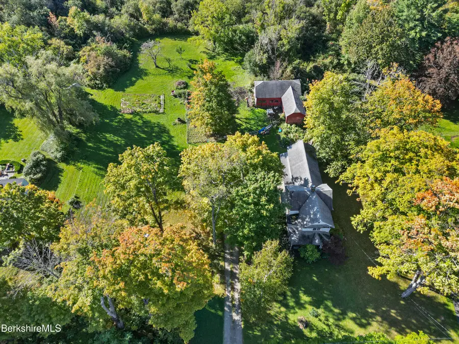 1081 West St, Pittsfield, MA 01201 - #2