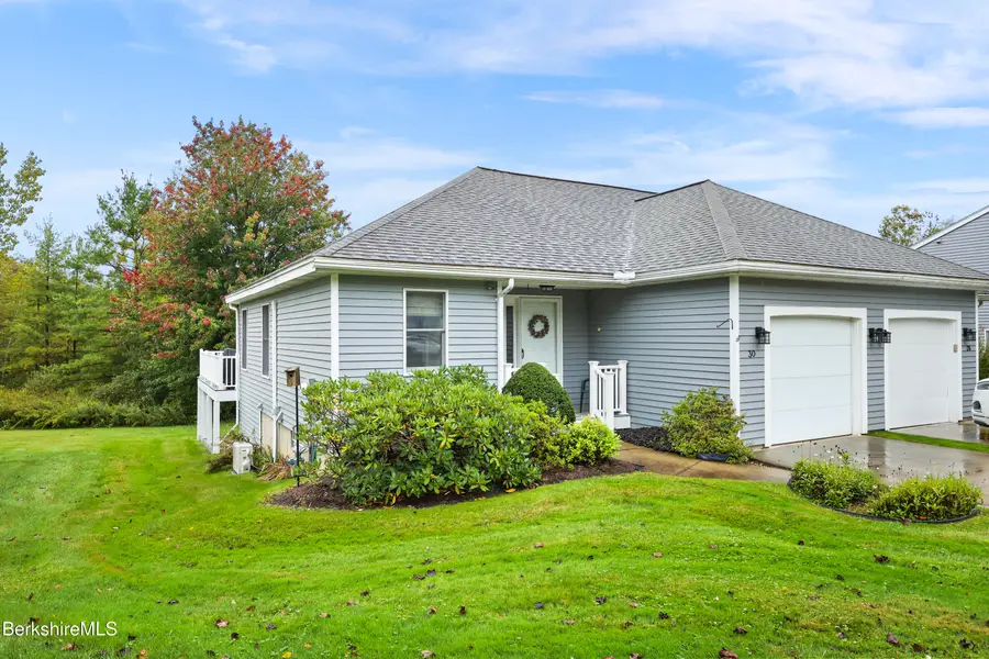 30 Walden Ln, Pittsfield, MA 01201 - #2