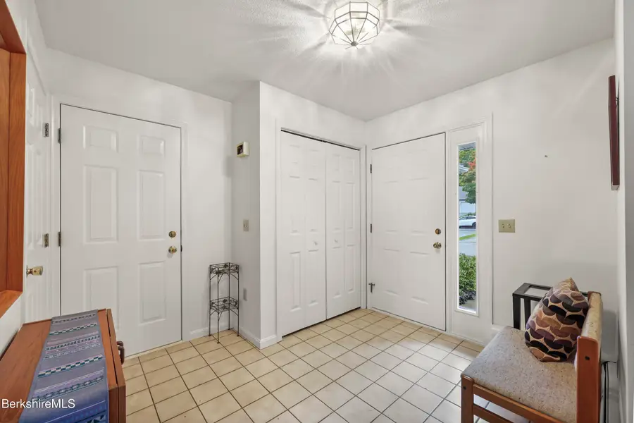 30 Walden Ln, Pittsfield, MA 01201 - #3