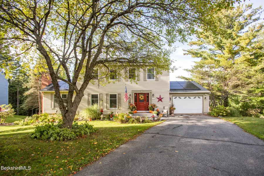 10 Caratina Dr, Pittsfield, MA 01201 - #2