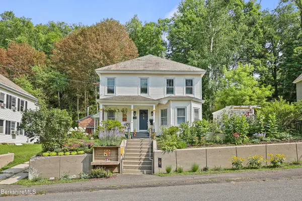 68 Gallup St, North Adams, MA 01247