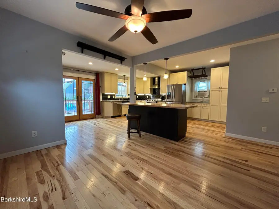 15 Congress St, Pittsfield, MA 01201 - #3