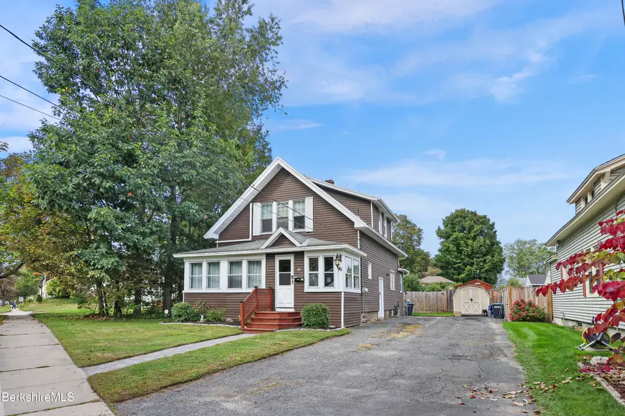 453 Elm St, Pittsfield, MA 01201 - #3