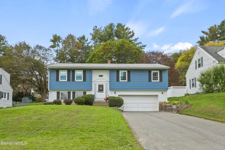 25 Brighton Ave, Pittsfield, MA 01201 - #2