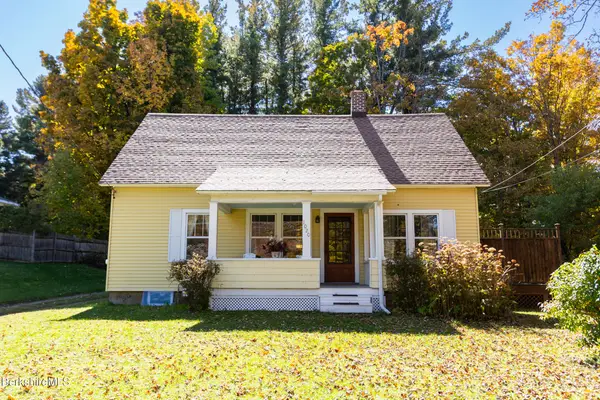 1020 Williams St, Pittsfield, MA 01201