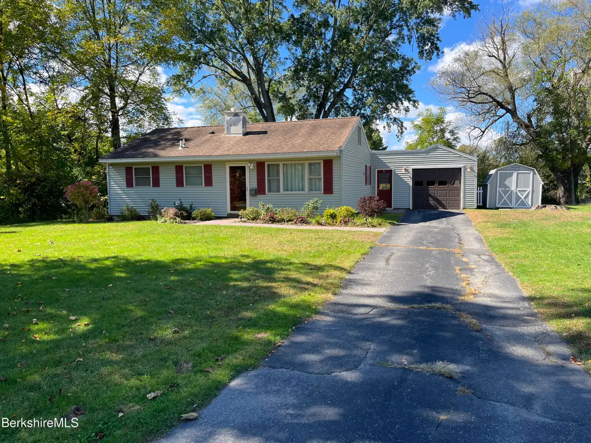 43 Doreen St, Pittsfield, MA 01201 - #1