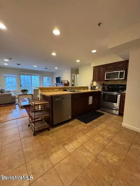 872 Jj's Lodge, Hancock, MA 01237 - #3