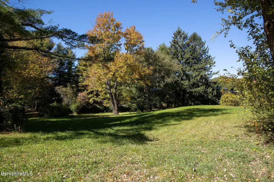 1699 North Main St, Sheffield, MA 01257 - #3