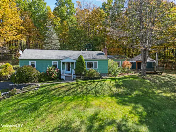 166 Whitman Rd, Hancock, MA 01237