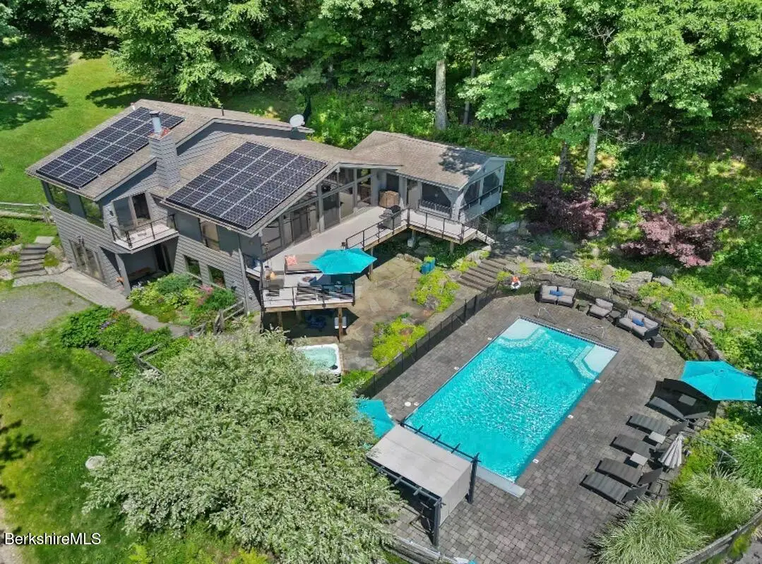5 Gilbert Rd, Egremont, MA 01230 - #1