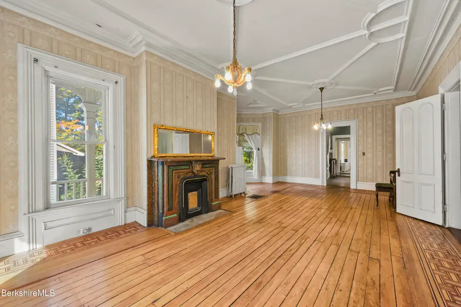 137 West Main St, North Adams, MA 01247 - #2