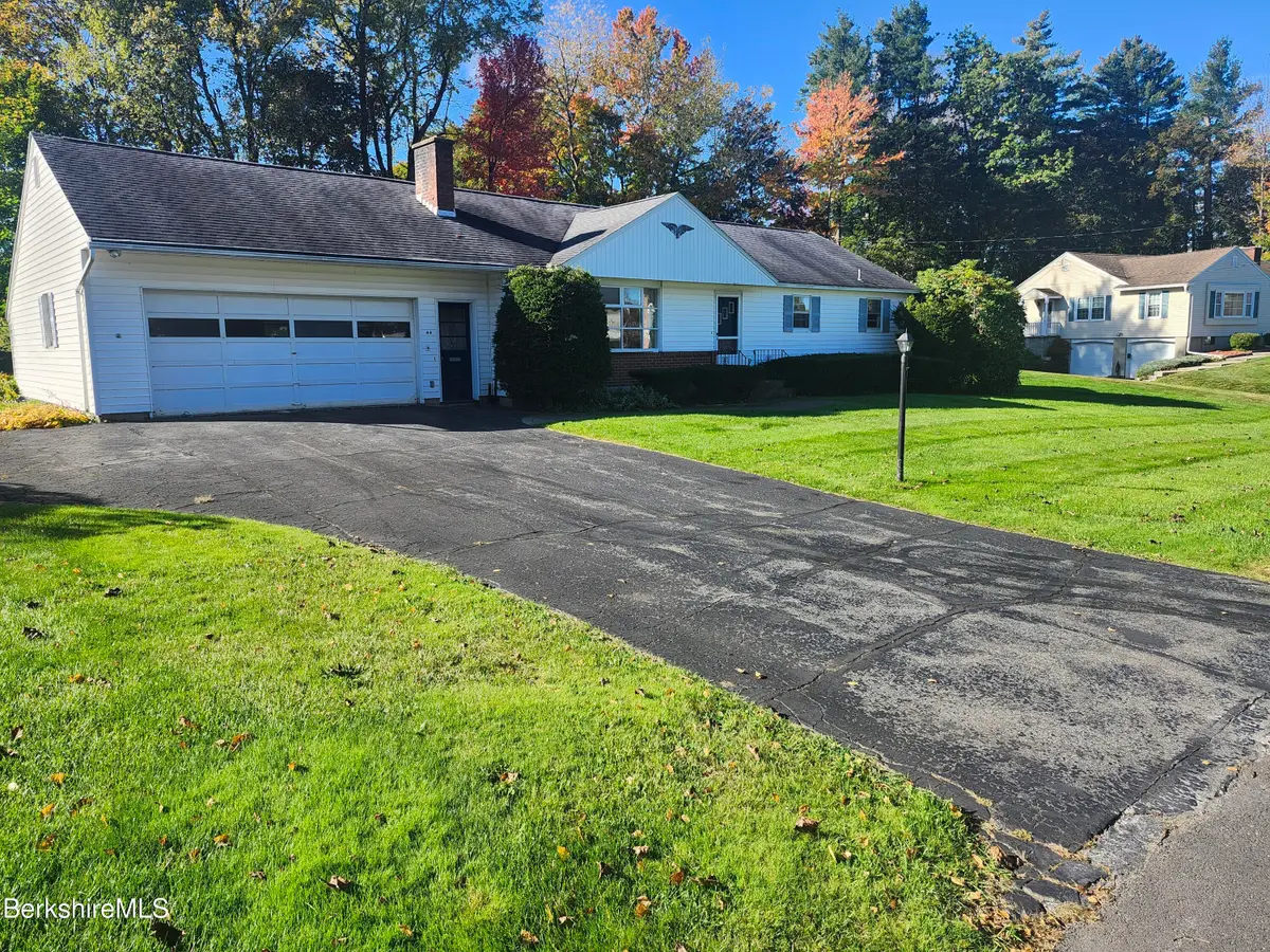 44 Michael Dr, Pittsfield, MA 01201 - #1