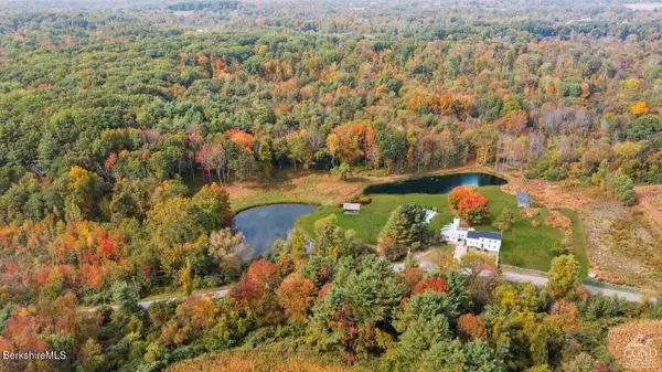 433 Rapp Rd, Kinderhook, NY 12106