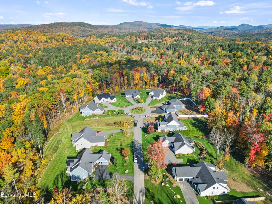 9 Thrushwood Ln, Great Barrington, MA 01230 - #2