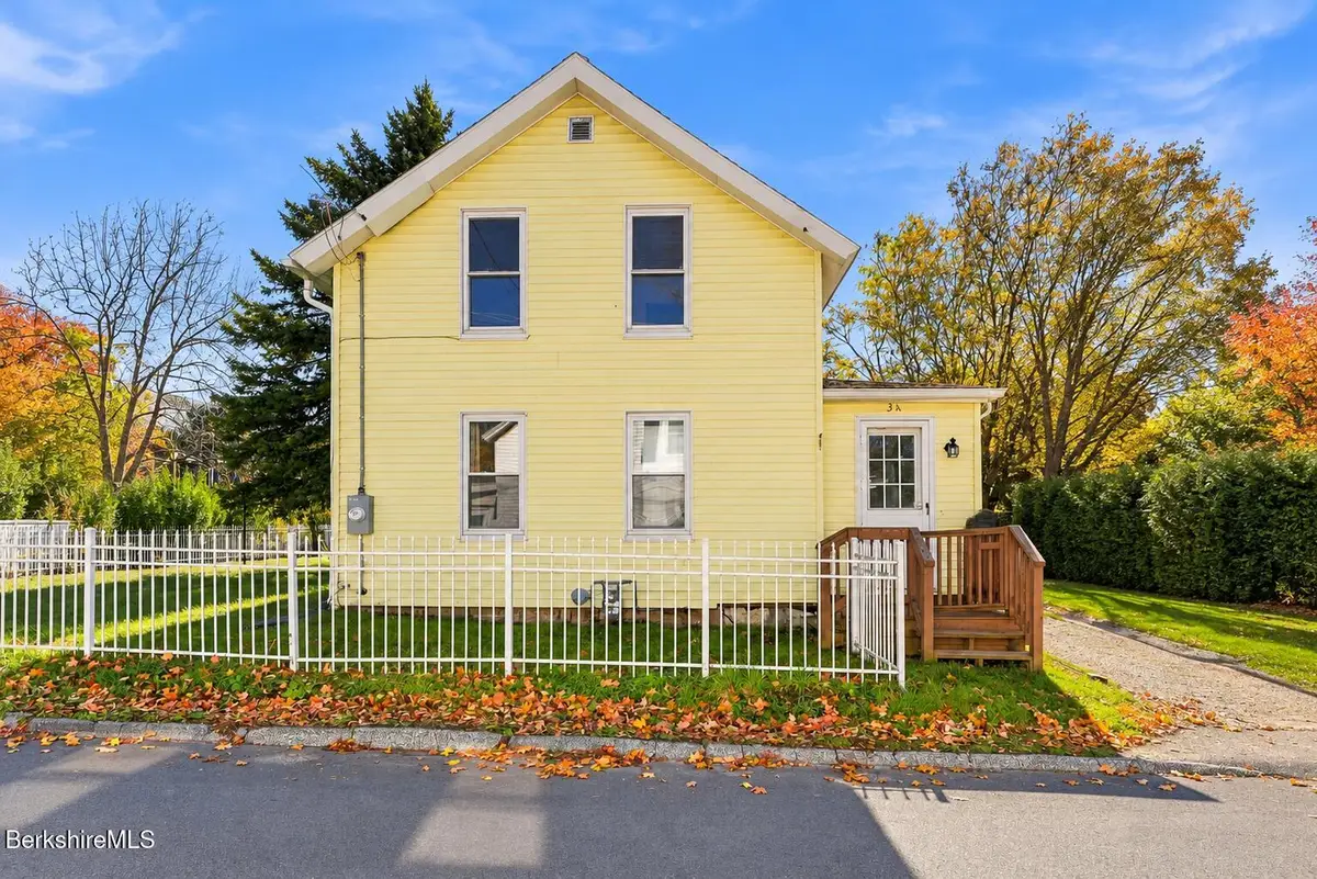 34 School St, Lee, MA 01238 - #1