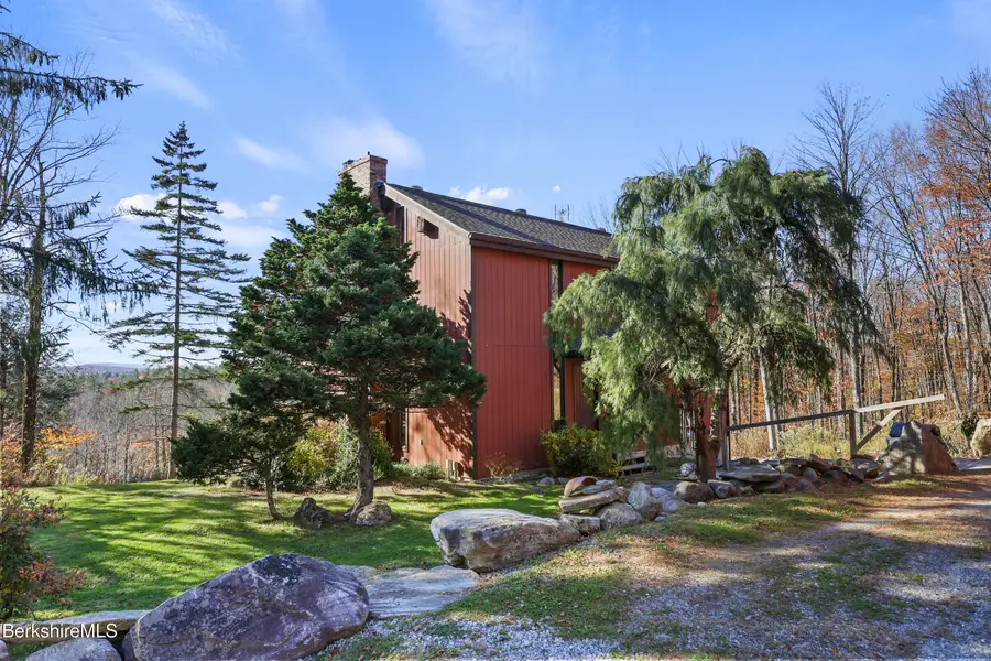 445 Beech Tree Ln, Becket, MA 01223 - #2