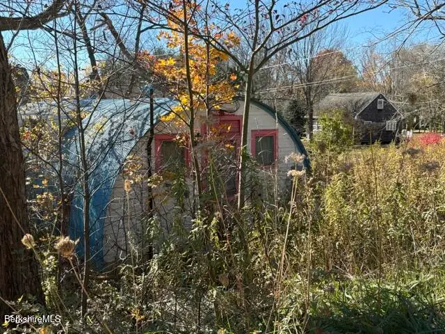 241 Ashmere Rd, Hinsdale, MA 01235 - #2