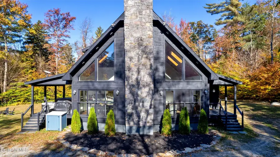 311 Woodmere Rd, Becket, MA 01223 - #2