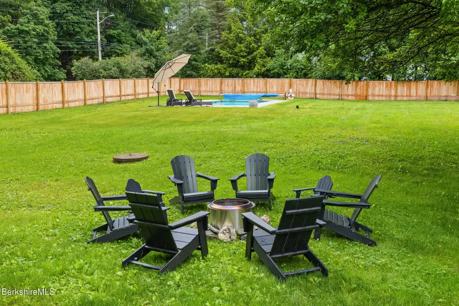 106 Main St, Hancock, MA 01237 - #3