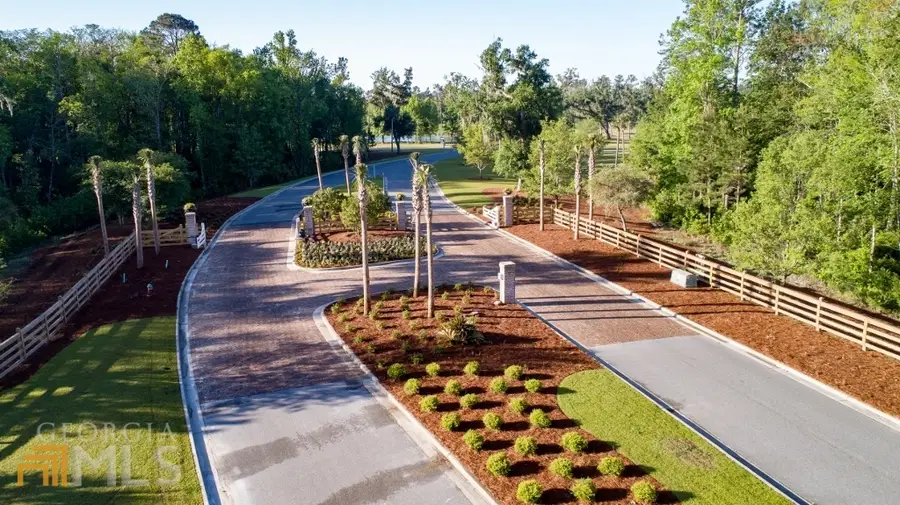 498 Salt Creek Way E, Brunswick, GA 31523 - Image #2