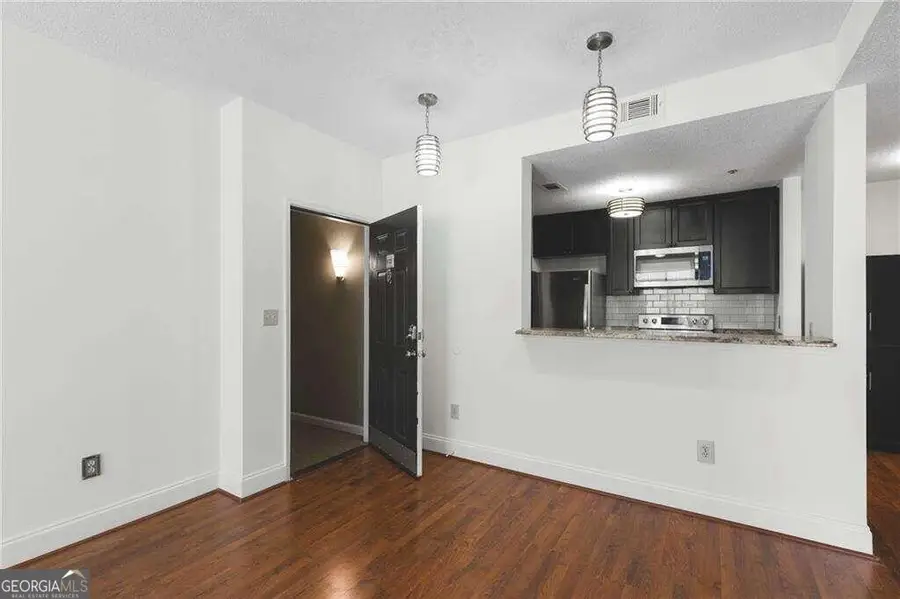 1074 Peachtree Walk Ne #B323, Atlanta, GA 30309 - Image #2