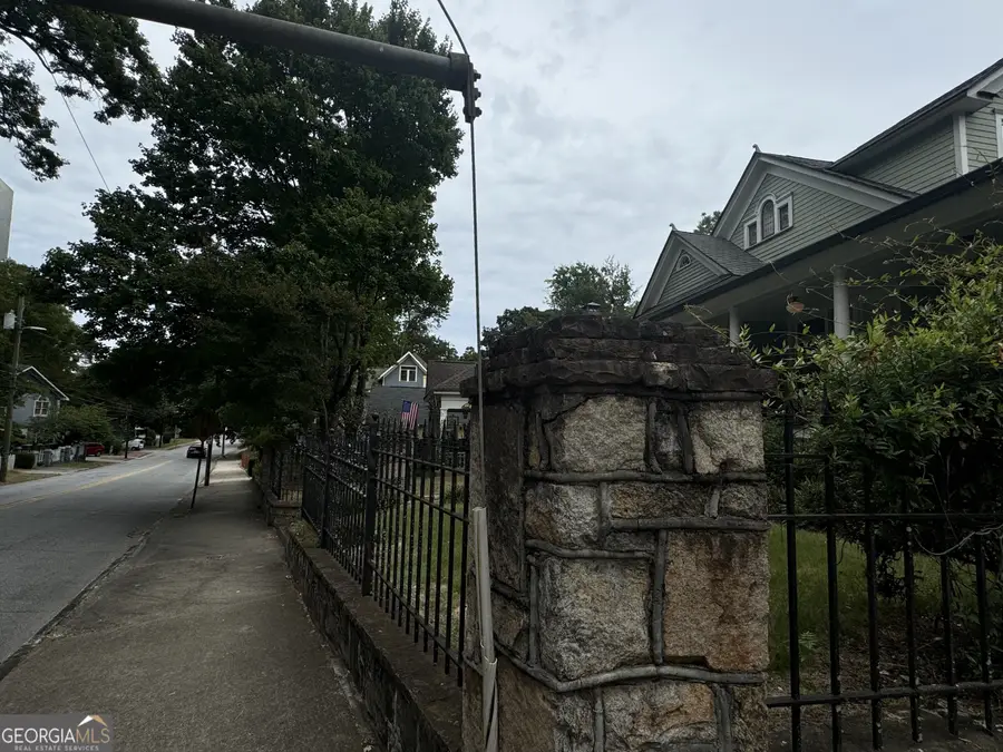 490 Hill Street Se, Atlanta, GA 30312 - Image #3