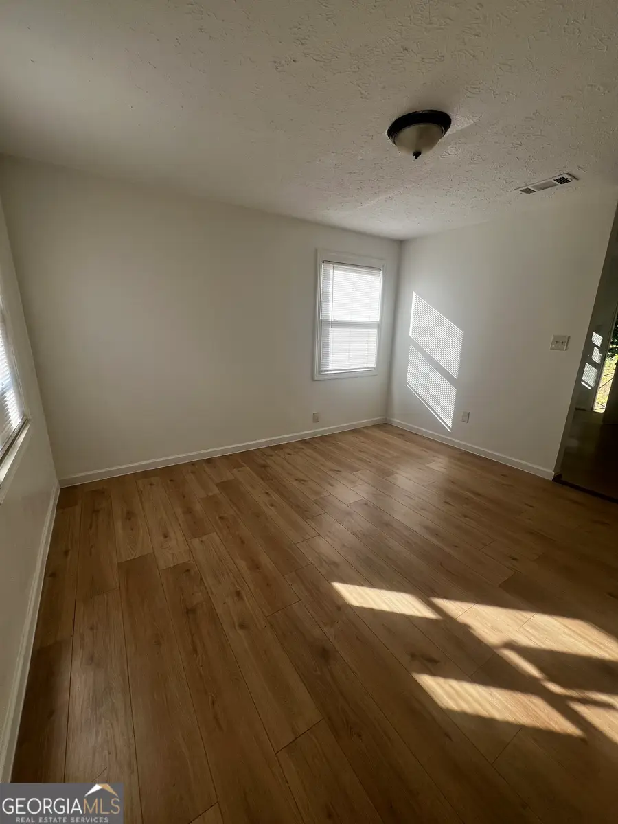 1777 Cahoon Street Sw, Atlanta, GA 30310 - Image #2