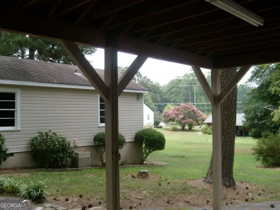 2421 Rockbridge Road Sw, Stone Mountain, GA 30087 - Image #3