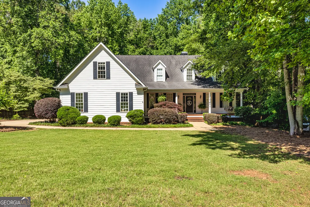305 South Shore Drive, Newnan, GA 30263 - Image #1