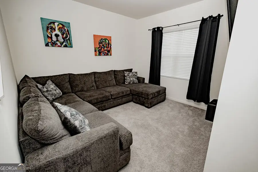 678 Knightsbridge Lane, Winder, GA 30680 - Image #3