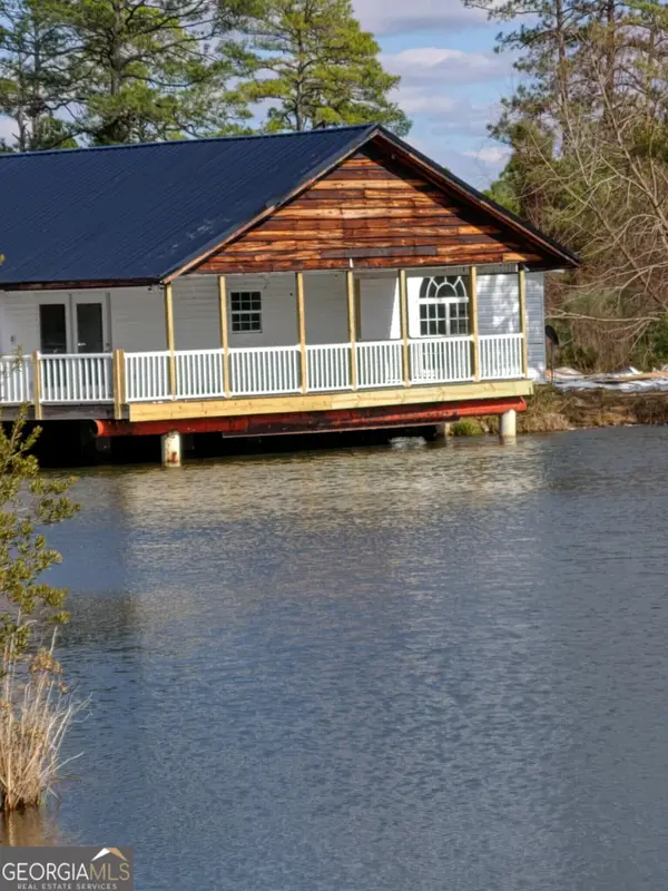 2606 Beechwood Drive, Jesup, GA 31545