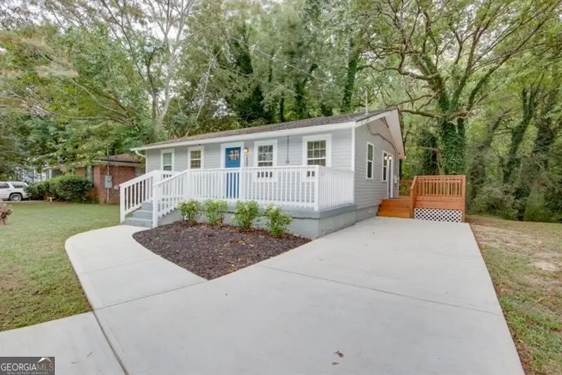 2598 Elliott Street Nw, Atlanta, GA 30318 - Image #3