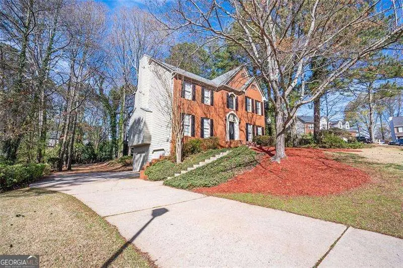 2542 Ashridge Court, Lawrenceville, GA 30043 - Image #3