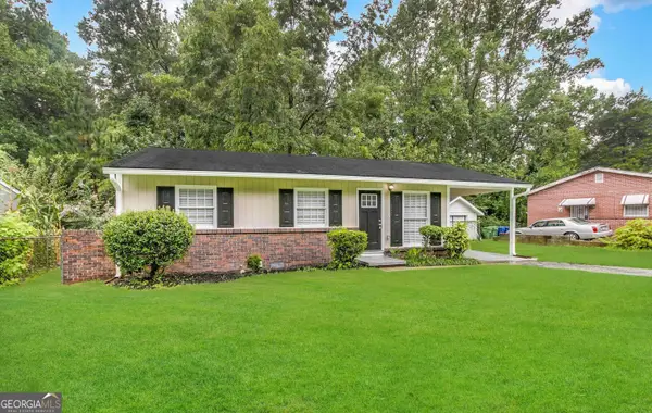 2566 NW Santa Barbara Drive, Atlanta, GA 30318