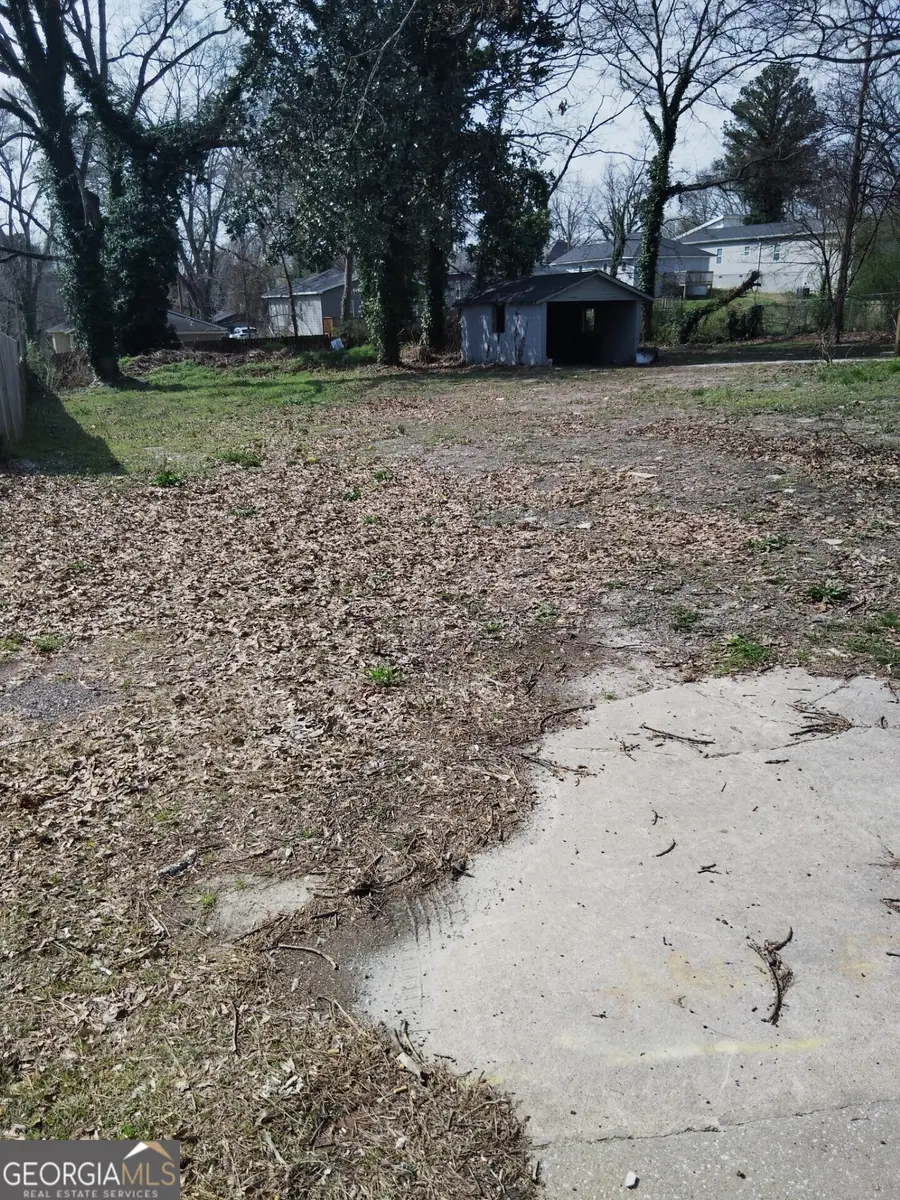 2146 M L King Jr Drive Sw, Atlanta, GA 30310 - Image #2