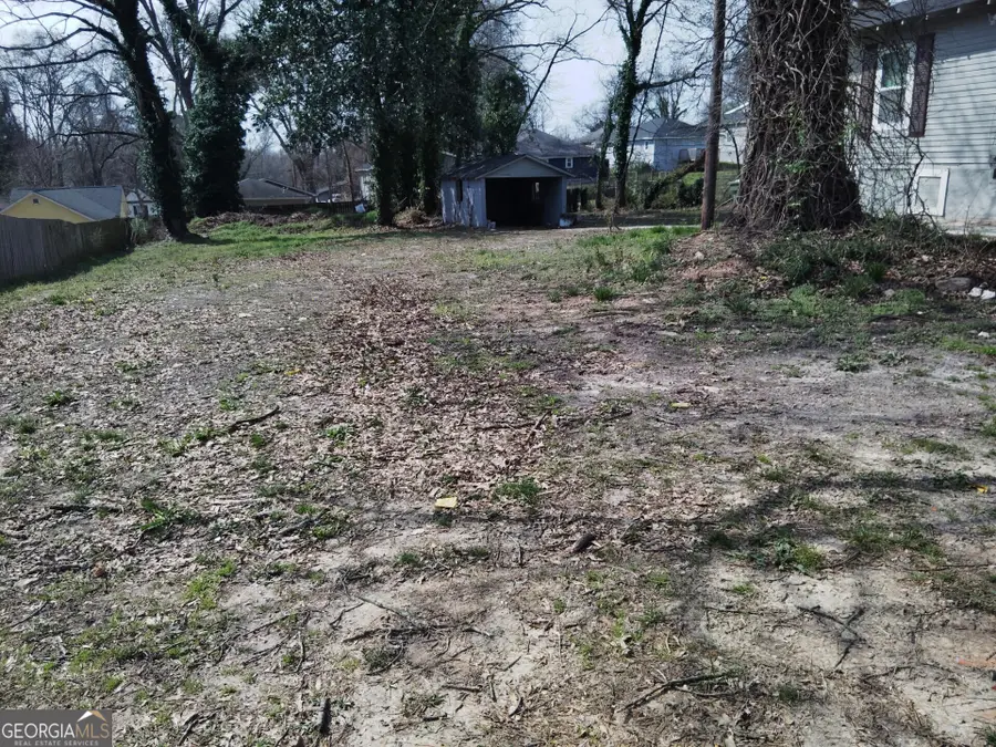 2146 M L King Jr Drive Sw, Atlanta, GA 30310 - Image #3