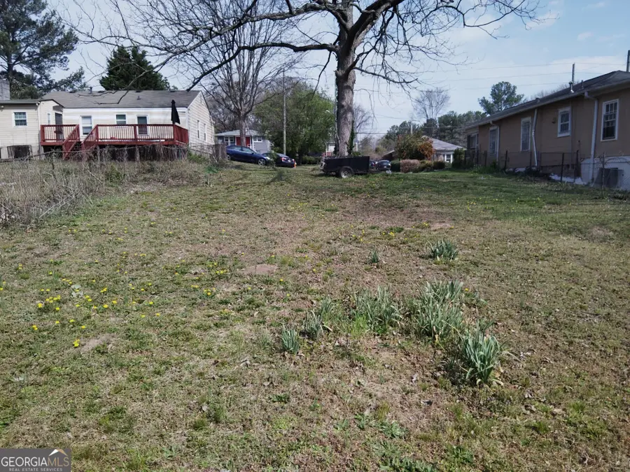 2152 M L King Jr Drive Sw, Atlanta, GA 30310 - Image #2