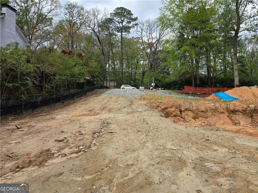 606 W Wesley Road Nw, Atlanta, GA 30327 - Image #3