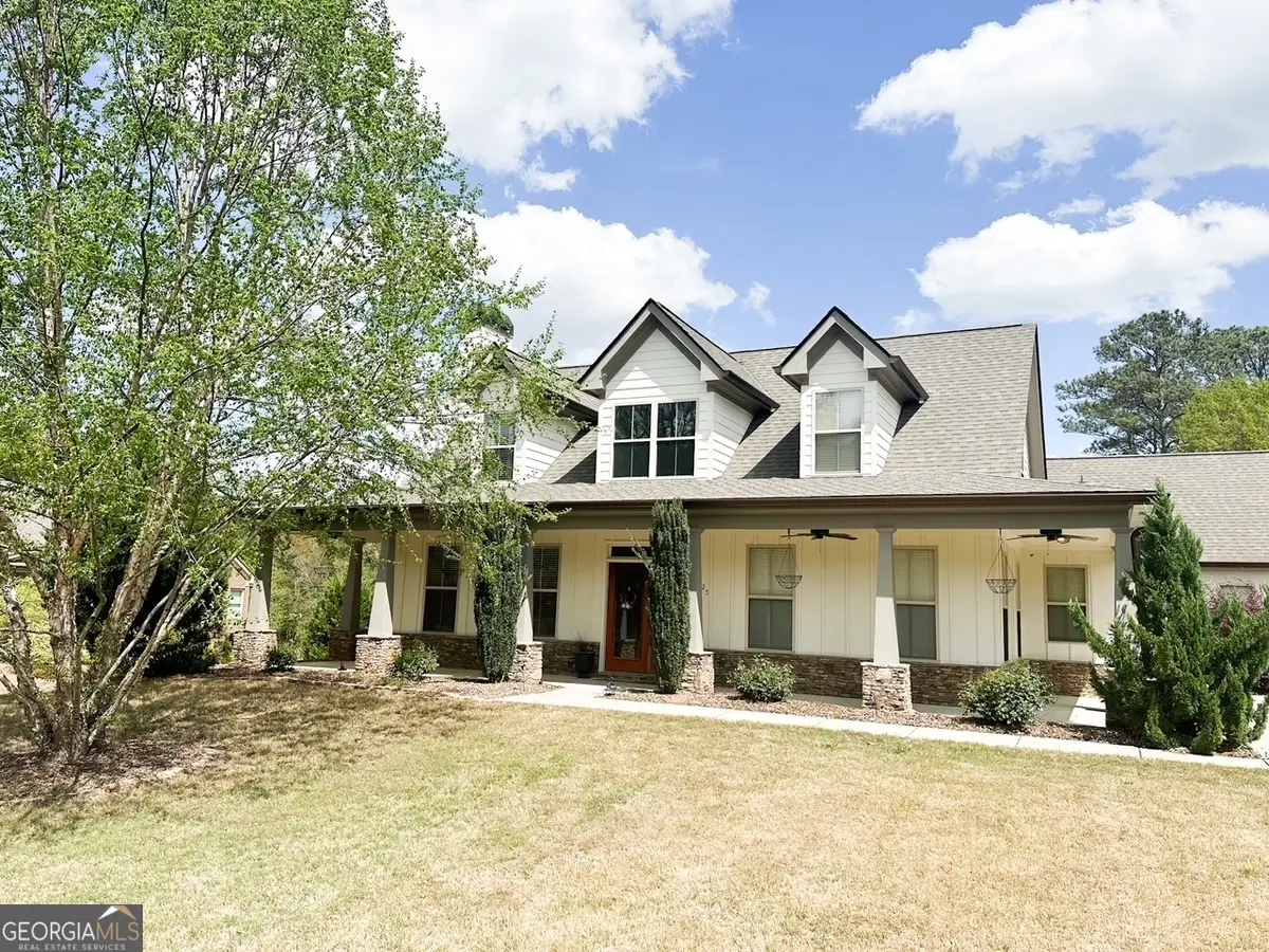 325 Brook Hollow Lane, Loganville, GA 30052 - Image #1