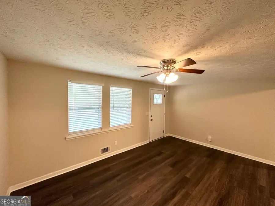 6026 S Bear Drive, Douglasville, GA 30135 - Image #3