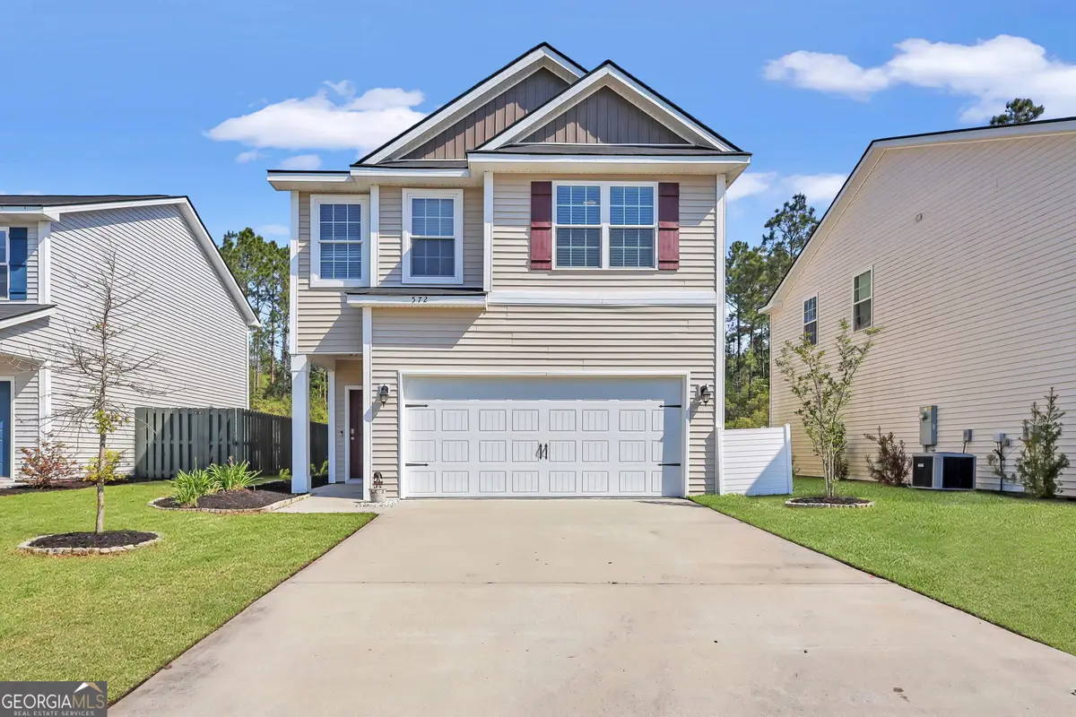 572 Brightleaf Circle, Hinesville, GA 31313 - Image #1