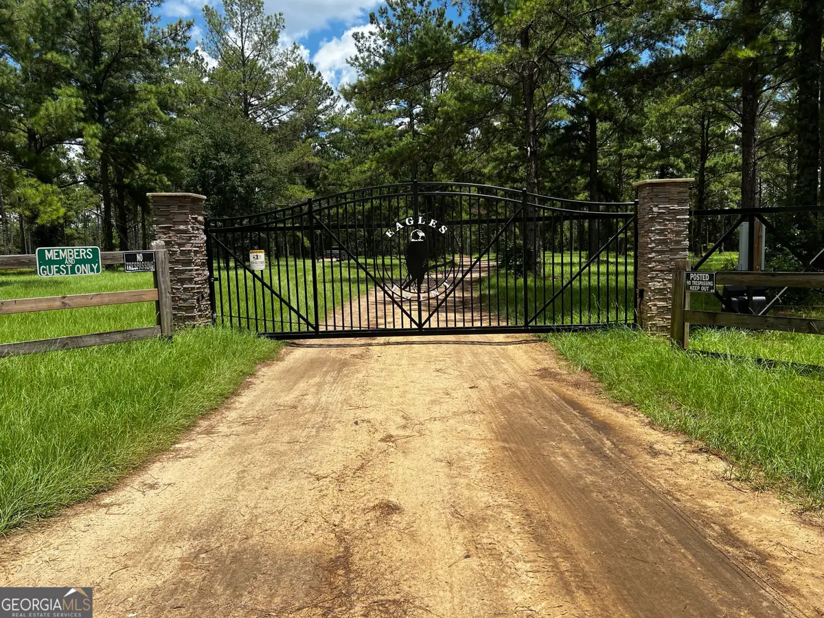 1564 Eagles Point, Surrency, GA 31563 - Image #1