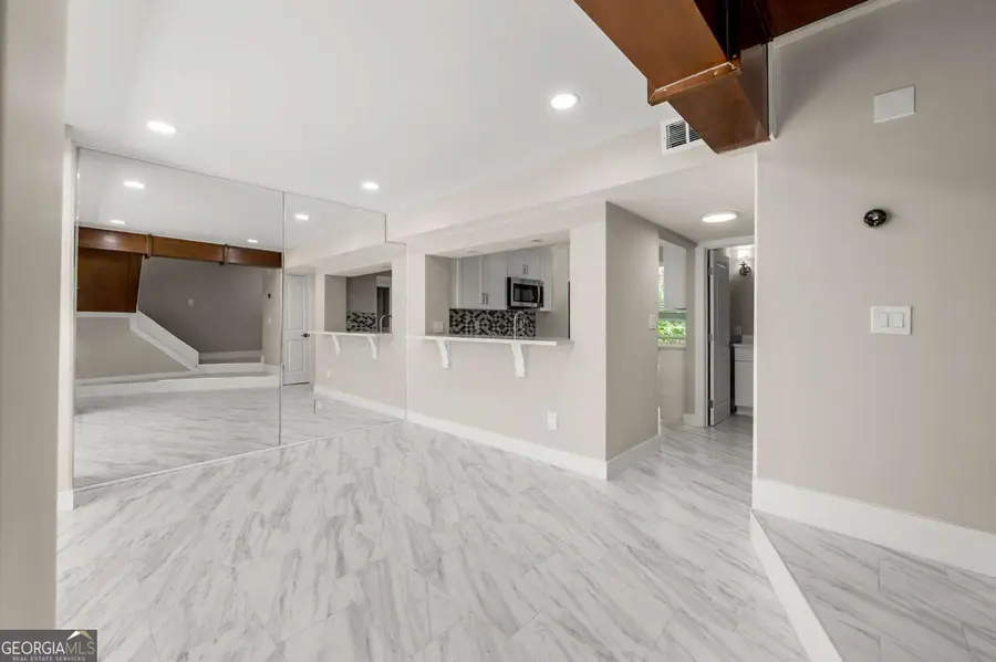 1009 Riverbend Club Drive Se, Northeast Cobb, GA 30339 - Image #3