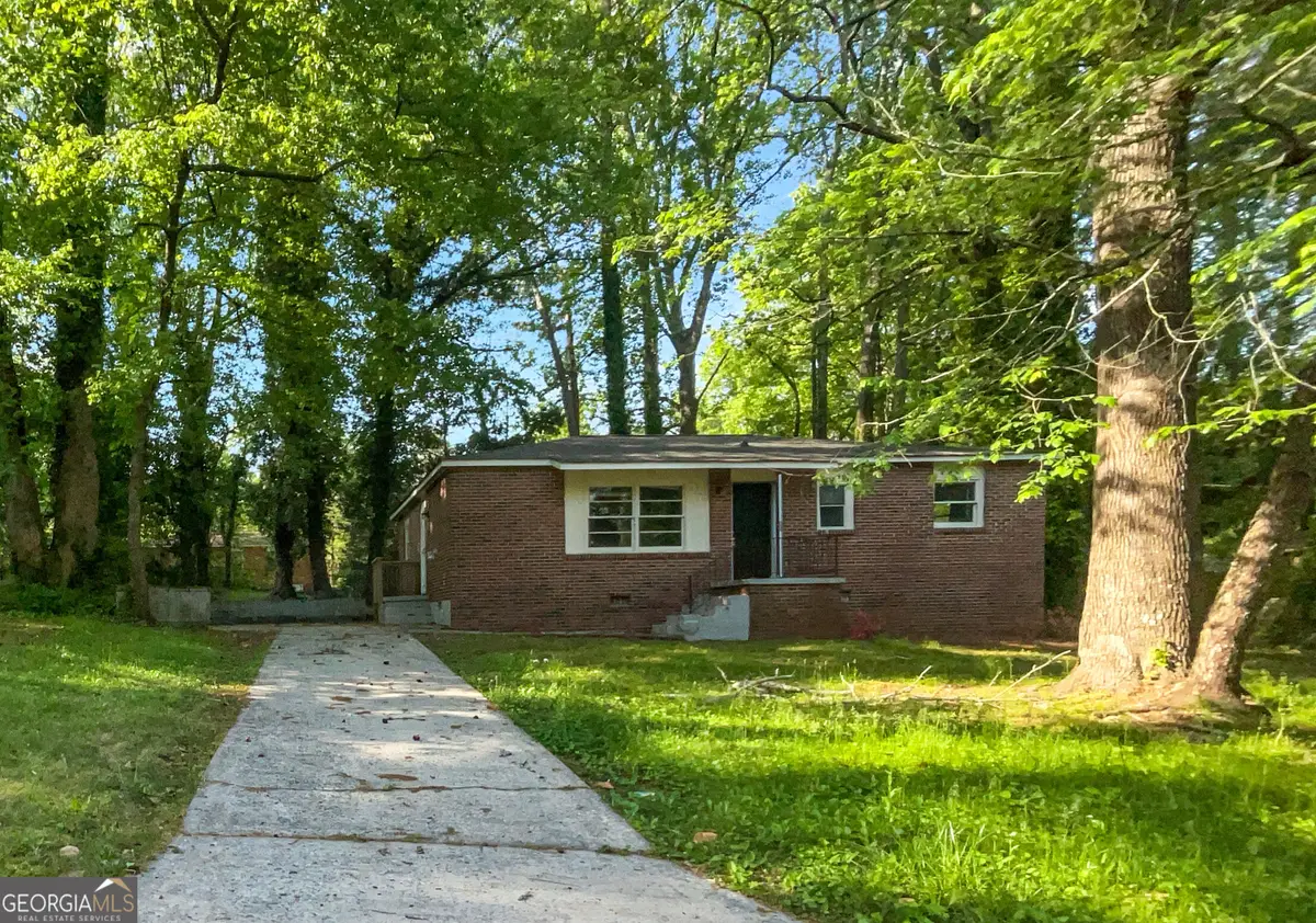 233 Banberry Drive Se, Atlanta, GA 30315 - Image #1